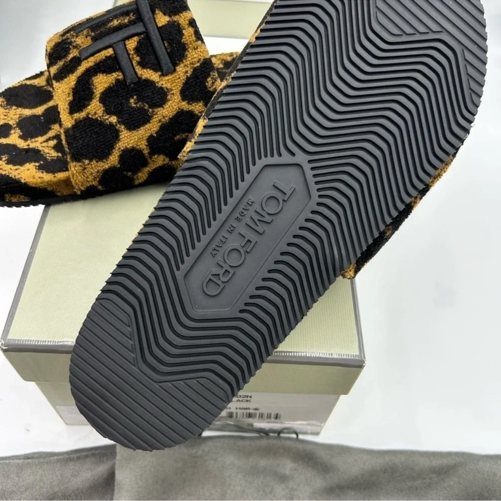 Men’s tom Ford leopard print Terry sandals size 10 made in Italy